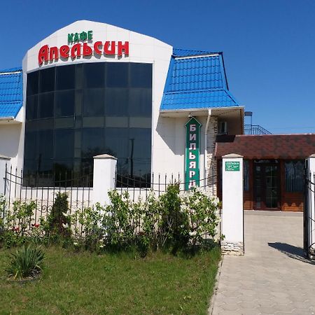 ホテルApelsin Bilhorod-Dnistrovsʼkyy エクステリア 写真