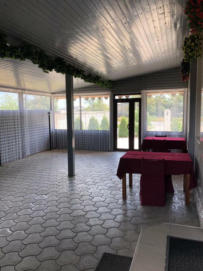 ホテルApelsin Bilhorod-Dnistrovsʼkyy エクステリア 写真